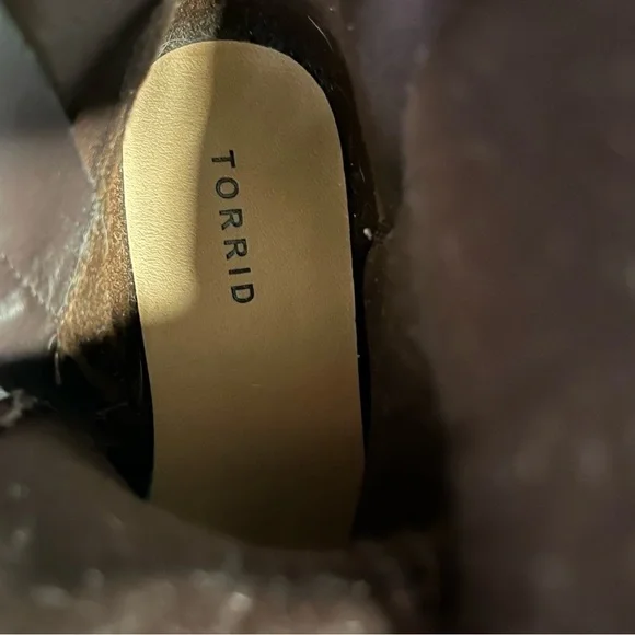 Torrid Brown Faux Leather Quilted Strappy Over Knee-High Boot Size 9W. - Picture 6 of 12